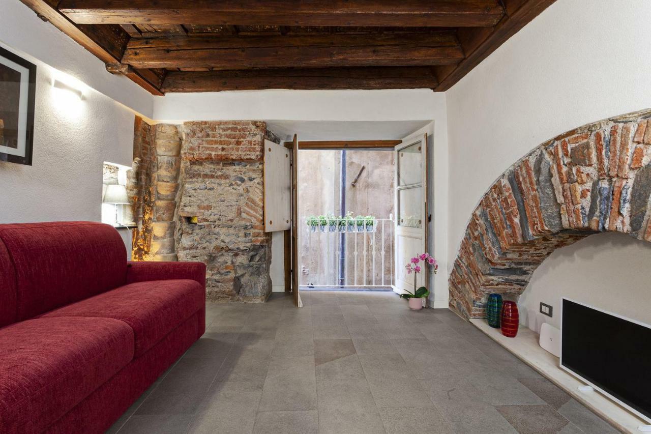 Apartment Wood And Stone In The Historical Center Genoa